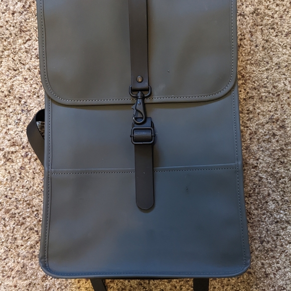 Rains waterproof laptop backpack - Picture 2 of 6